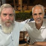 Συγκινητική συνάντηση Δανδάλη – Καλμαζίδη: «Δεν λέμε αντίο, αλλά εις το επανιδείν»