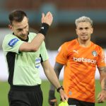 Φτάνει πια με τα πουλιά του Λανουά: Τόση σπουδή από τον Τσακαλίδη που το σφύριξε πριν τις καθυστερήσεις