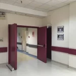 Στη ΜΕΘ του Βενιζελείου 72χρονη Γαλλίδα που εντοπίστηκε χωρίς αισθήσεις σε παραλία στις Γούβες
