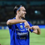 Pic | To “αντίο” του Γιουνγκ στη Persib Bandung
