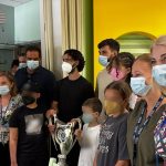 To τρόπαιο του Κυπέλλου Ελλάδας στους πραγματικούς πρωταθλητές: Δίπλα στα παιδιά της ογκολογικής κλινικής παίδων του ΠΑΓΝΗ