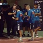 Video | Βόλος – Ηρακλής: Οδηγίες του Ματσάρι από τη φυσούνα μετά την αποβολή του