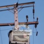 Πεπαλαιωμένος “στύλος του τρόμου” στα Κεραμέ με σπασμένο μονωτή μόλις 1 χιλιόμετρο από το μέτωπο της φωτιάς