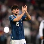 Γερμανία – Ελλάδα 0-1: Τι έκανε στο ιστορικό διπλό της γαλανόλευκης στο Άουγκσμπουργκ ο Ανδρούτσος